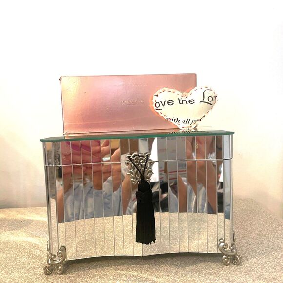 PATRICK TA - Major Headlines Blush Highlighter Palette Vol 2  - Limited Ed - NEW - Picture 7 of 7